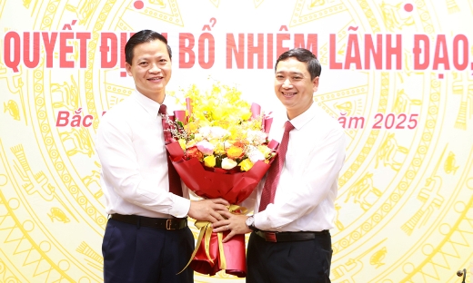 UBND tỉnh Bắc Ninh công bố các quyết định về công tác cán bộ